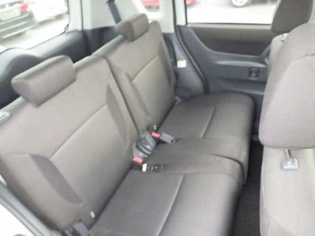MITSUBISHI DELICA D2 2011