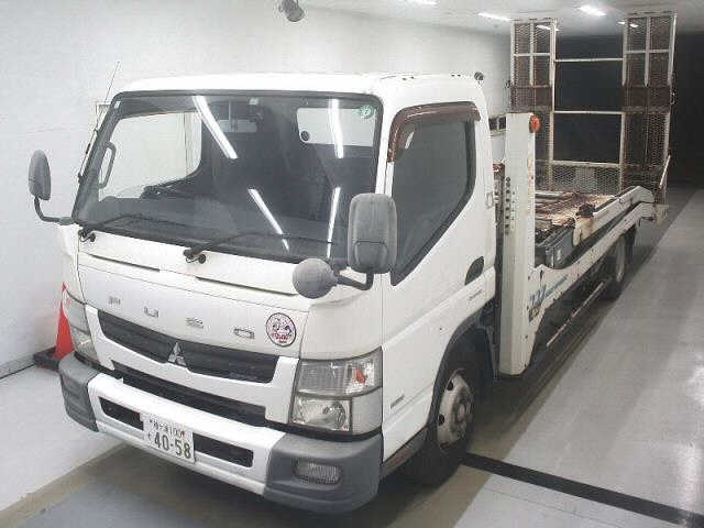 MITSUBISHI CANTER 2015