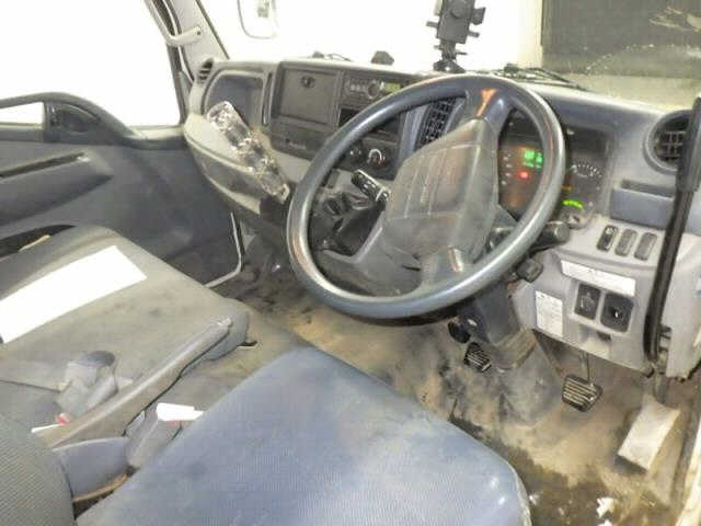 MITSUBISHI CANTER 2016