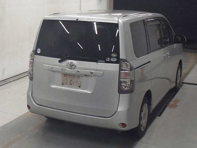 TOYOTA VOXY 2008
