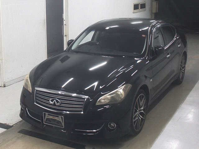 NISSAN FUGA 2010