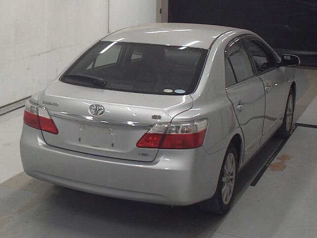 TOYOTA PREMIO 2008