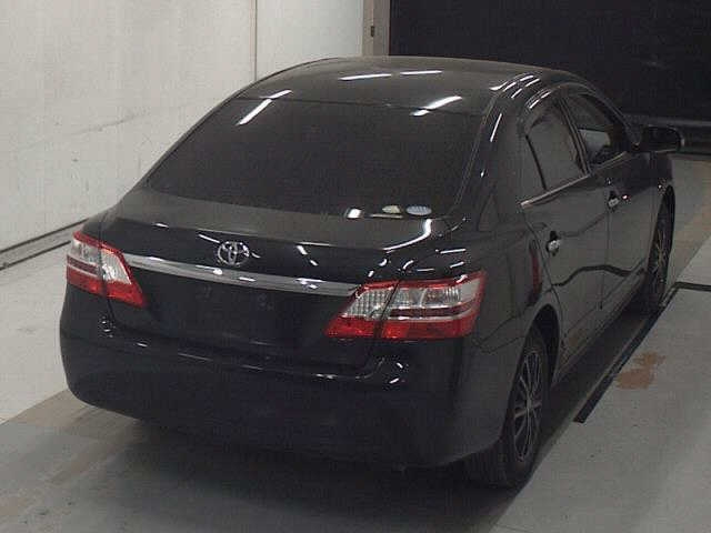 TOYOTA PREMIO 2010