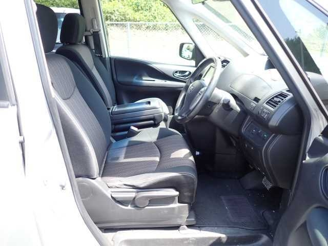 NISSAN SERENA 2015