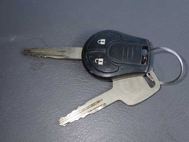 NISSAN CARAVAN VAN 2014