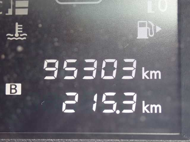 NISSAN CARAVAN VAN 2014