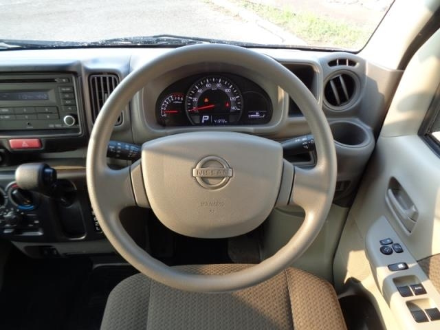 NISSAN CLIPPER VAN 2022