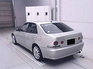 TOYOTA ALTEZZA SXE10