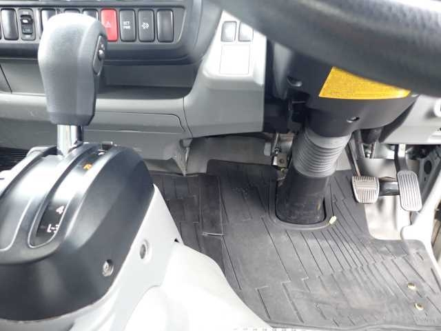 HINO DUTRO 2014