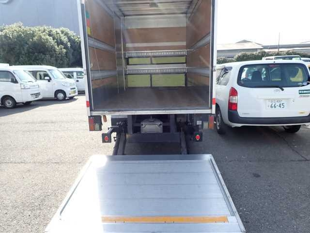 HINO DUTRO 2014