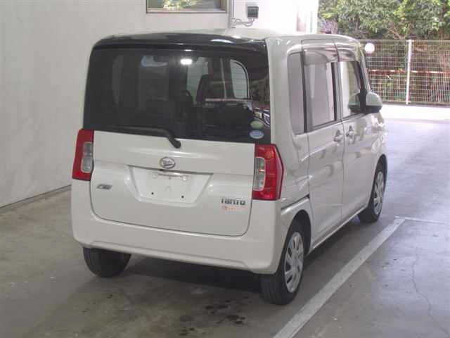 DAIHATSU TANTO 2014