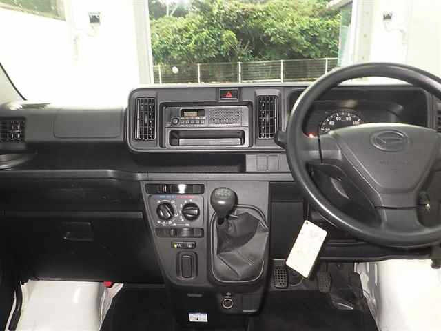 DAIHATSU HIJET VAN 2020