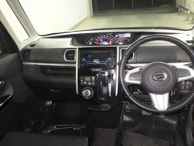 DAIHATSU TANTO 2013