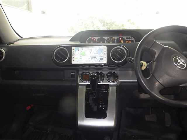 TOYOTA COROLLA RUMION 2011