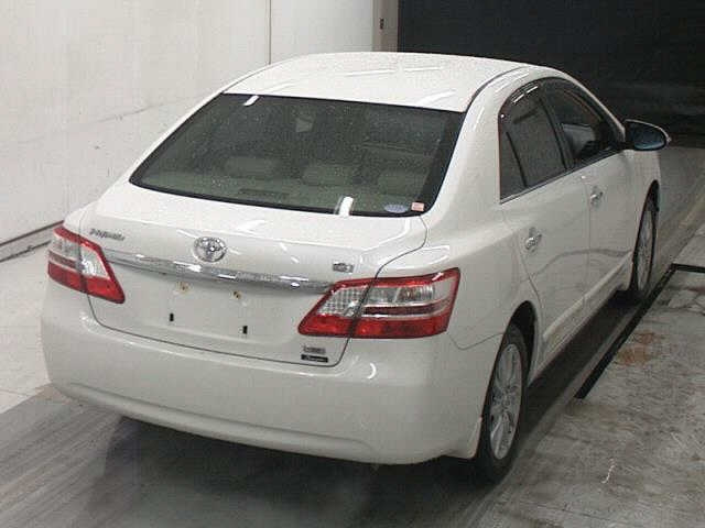 TOYOTA PREMIO 2014