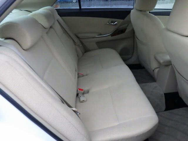 TOYOTA PREMIO 2014
