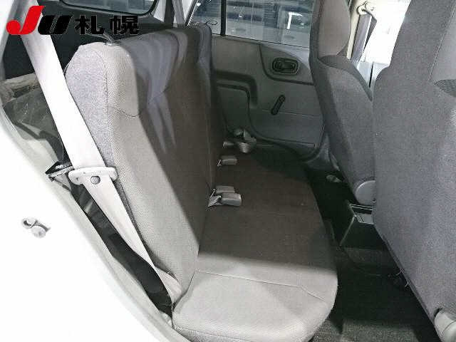 NISSAN AD 2019