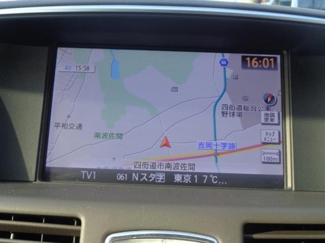 NISSAN FUGA 2019
