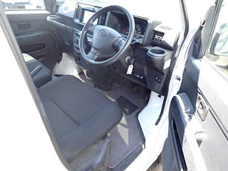 DAIHATSU HIJET VAN 2018