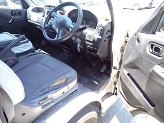 NISSAN CARAVAN VAN 2010