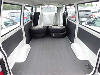 MAZDA BONGO VAN 2018