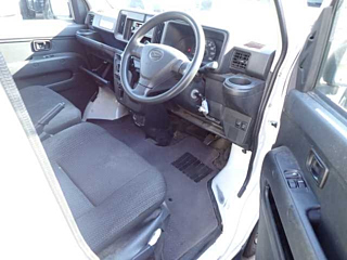 DAIHATSU HIJET VAN 2018