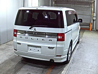 MITSUBISHI DELICA D5 2009