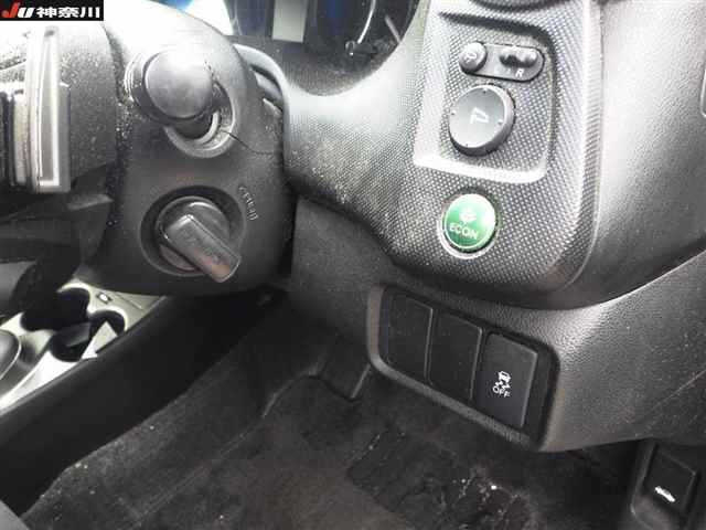 HONDA INSIGHT 2013