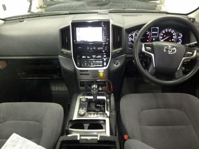 TOYOTA LAND CRUISER 2017