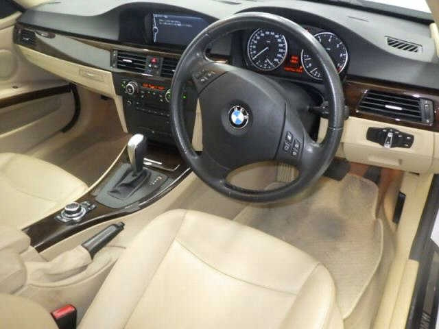 BMW 3 SERIES 2010