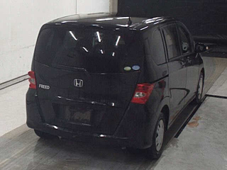 HONDA FREED 2010