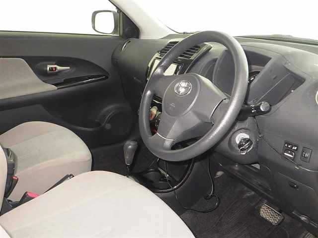 TOYOTA IST 2008
