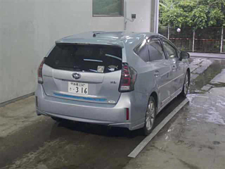 DAIHATSU MEBIUS 2013