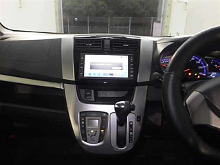 DAIHATSU MOVE 2013