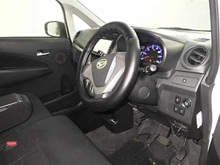 DAIHATSU MOVE 2013