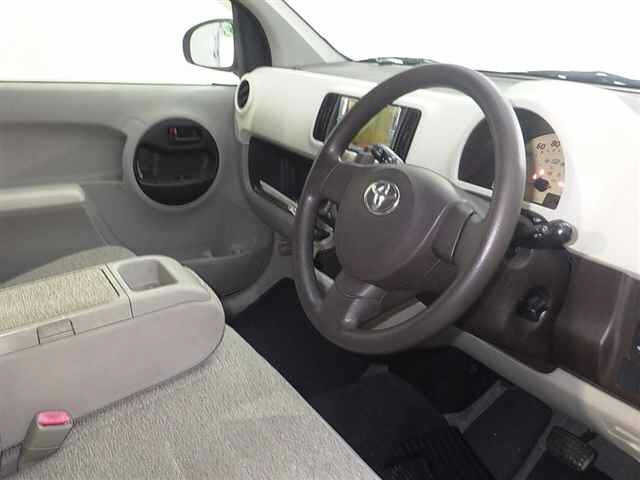 TOYOTA PASSO 2011