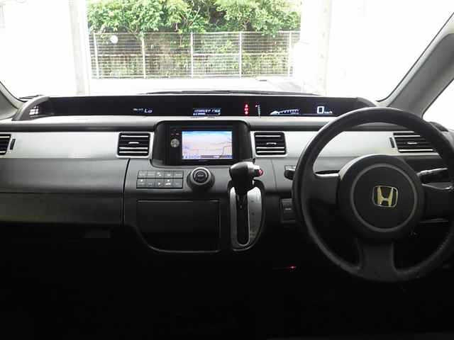 HONDA STEP WAGON 2009