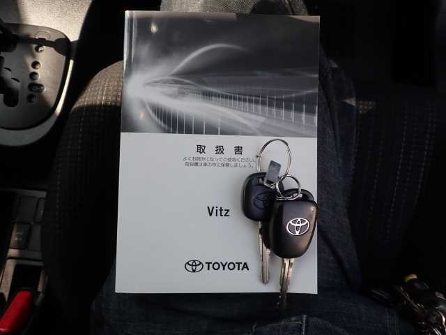 TOYOTA VITZ 2020