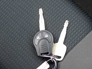 NISSAN NV200 2020
