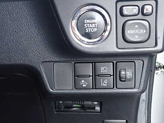 TOYOTA COROLLA FIELDER 2022
