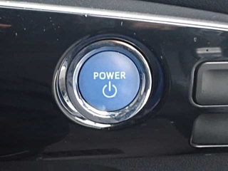 TOYOTA PRIUS 2018