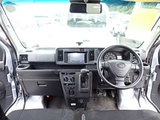 DAIHATSU HIJET VAN 2018