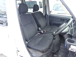 DAIHATSU HIJET VAN 2018