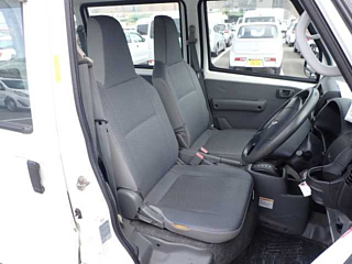 MITSUBISHI MINICAB VAN 2013