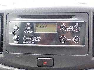 DAIHATSU MIRA E S 2013