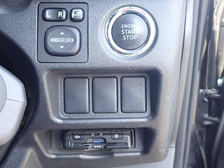 TOYOTA HIACE VAN 2019