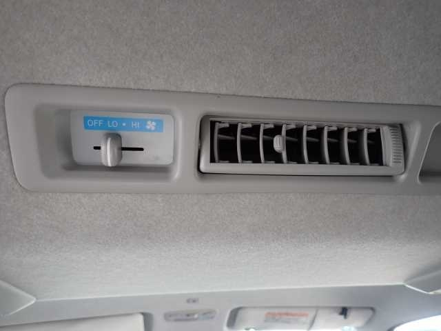 TOYOTA HIACE VAN 2014