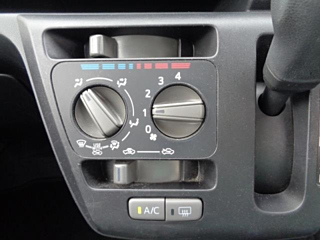 DAIHATSU MIRA E S 2020