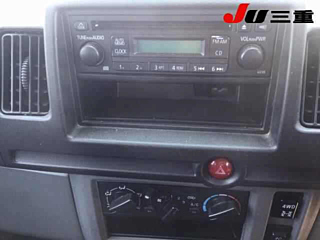 MITSUBISHI MINICAB VAN 2013