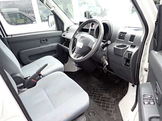 DAIHATSU HIJET VAN 2015